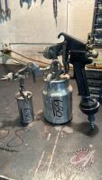 Pneumatic paint guns