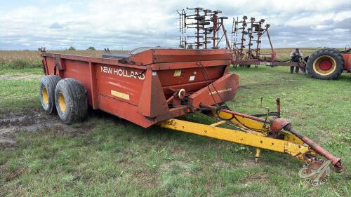 New Holland 795 manure spreader, s/n 589627