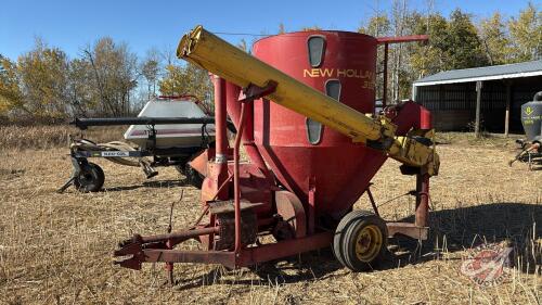 New Holland 352 mix mill