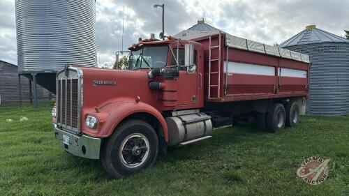 1981 Kenworth W900 Tandem Axel Grain Truck, 546,685 odometer showing, VIN# M909974, OWNERS: D L Fortune - Robert G Fortune SELLER: FRASER AUCTION SERVICE LTD _____________________________ *KEYS-TOD**