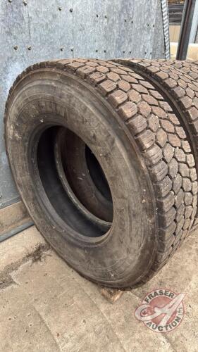 Used Michelin 11R22.5 tire