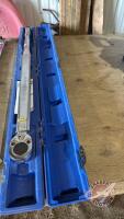 Powerfist 3/4&rdquo; 600lbs torque wrench with case