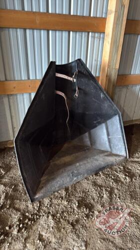 Poly auger hopper