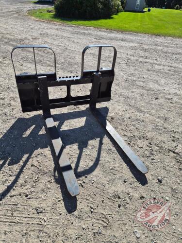 HLA pallet forks ALO mounts, s/n 22LA07509