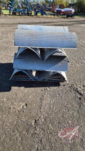 Aeration sections 14 perforated, 3 solid