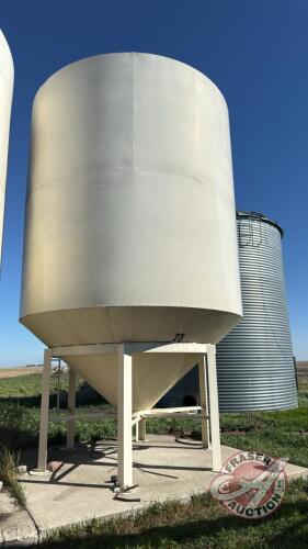 Bin #23 Approx 40-ton Friesen hopper bottom bins on legs
