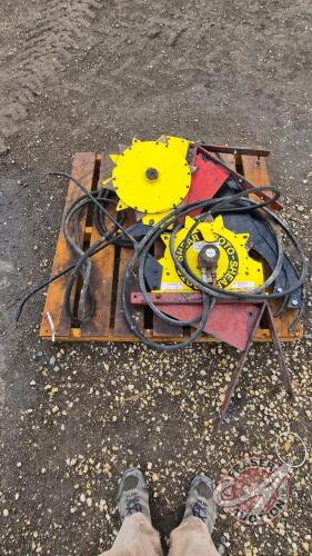 Rotor Shears with hydraulic hoses