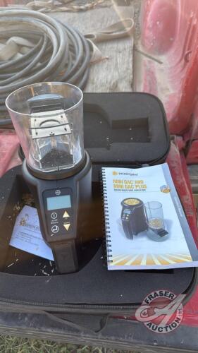DICKEY-John Mini GAC moisture tester