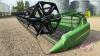 John Deere 936D Draper header s/nH00936D706260