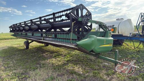 John Deere 936D Draper header s/nH00936D701722 (Damaged)