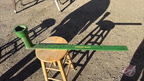 JD Aceletrator wrench