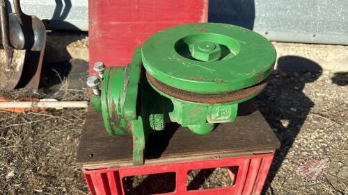 JD 936D wobble box