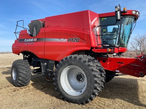 *2010 CaseIH 8120 AFX combine