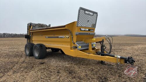 Tube-Line Nitro 575 RS tandem axle vertical beater manure spreader s/n 22NRS390