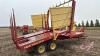 New Holland 1037 Stackliner square bale picker - 7
