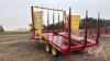 New Holland 1037 Stackliner square bale picker - 10