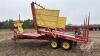 New Holland 1037 Stackliner square bale picker - 12