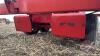 New Holland 1037 Stackliner square bale picker - 16