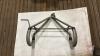 Hip lifting bar