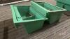 Poly gate hanging trough feeders (B) - 3