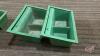 Poly gate hanging trough feeders (A)