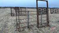 8&rsquo; 6 bar 1&rdquo; panel w/ 3&rsquo; walk through gate (G)
