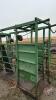 Hoof trimming chute w/ auto catch head gate - 10