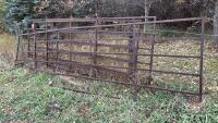 4 Assorted gates and panels (Lot F)