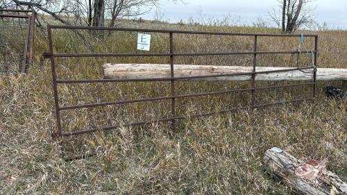 12&rsquo; 6 bar gate (Lot E)