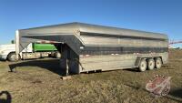 2005 26&rsquo; BlueHills triple axle stock trailer, VIN# 2B9S2V33951053005, OWNER: Alfred J Green, SELLER: FRASER AUCTION LTD _______________________________
