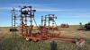35&rsquo; International 45 Vibra shank tillage