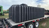 2000gal black poly water tank