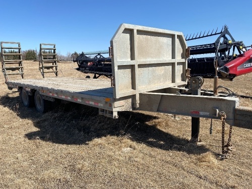 *2013 24’ Saturn tandem dualled pintle hitch flat deck trailer, VIN# 2S917B322DW010011, Owner: 3694306 MB LTD, Fraser Auction: _____________ *TOD, SAFETIED, KEYS*