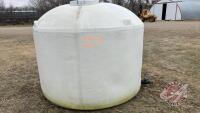 K85. 1500 gal poly tank (C)