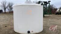 K85. UNUSED 2500 gal poly tank (B)