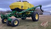 K84. John Deere 1910 Triple Compartment air cart (no front hitch)
