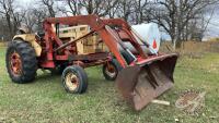 K47. 930 row crop Case tractor with Leon loader (not running)