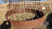 K81. Skirted Round Bale Feeder