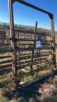 K35. 6&rsquo; gate with overhead frame
