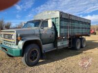 K47. 1974 Chevrolet C65 Grain Truck, 6,222 kms showing, VIN# CCE664V100854 ,OWNER: GORDON J CUVELIER, SELLER: FRASER AUCTION ______________________________________________**TOD**