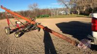 K58. Sakundiak 7x35 auger w self mover, S/N 7512