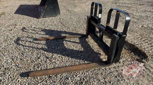 48&rdquo; HLA 5500lb ALO mount pallet forks s/n23LA67296
