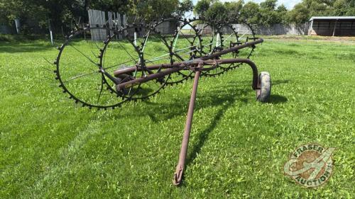 6-wheel hay rake