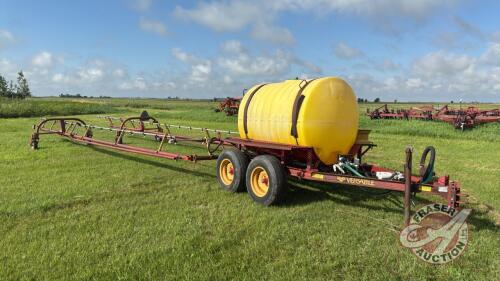 68&rsquo; Versatile 580 field sprayer s/n012811