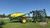 John Deere 1835 air drill with JD 1910 tow between air cart - 3
