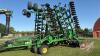 John Deere 1835 air drill with JD 1910 tow between air cart - 12