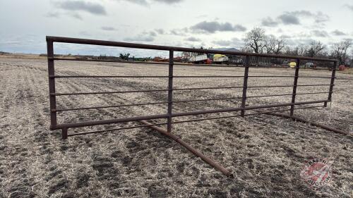 25&rsquo; free standing windbreak combo panel (I)
