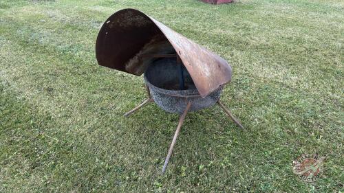 Rubber mineral tub w/ wind vein Unit C