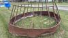 Skirted round bale feeder Unit E - 2