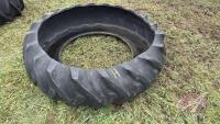 Tire feeder (H)